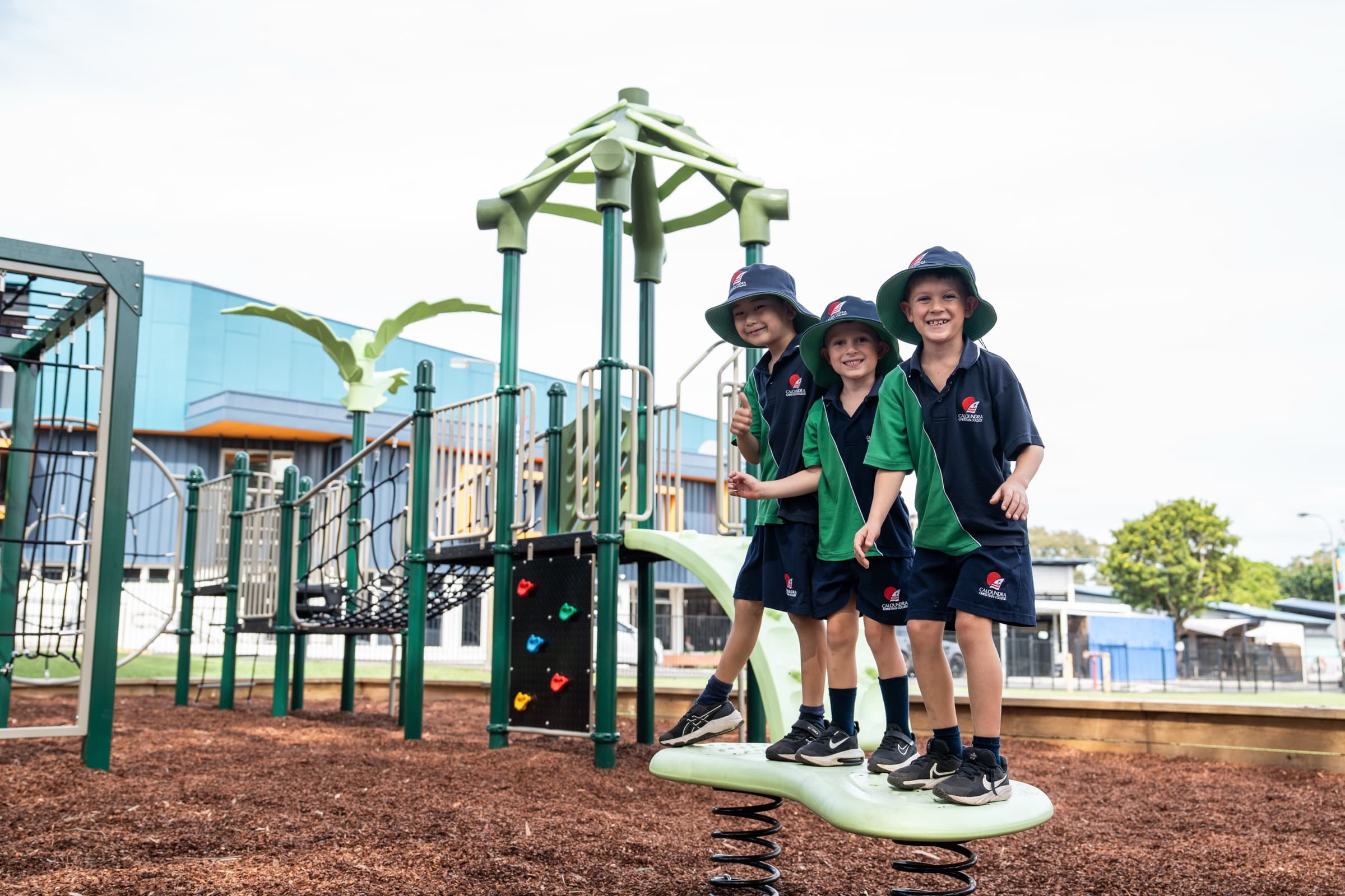 Freestanding playground equipment